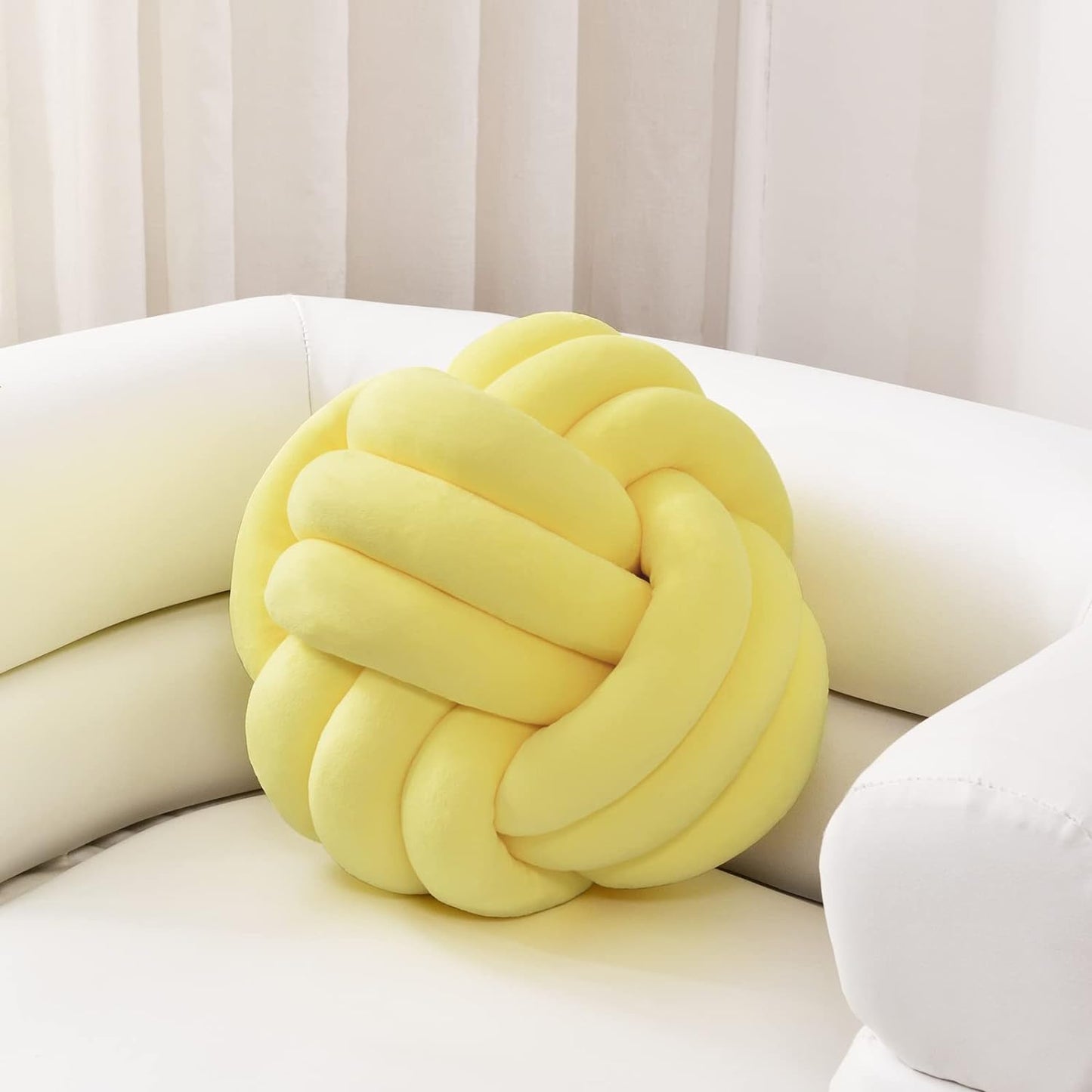 Soft Knot Ball Cushion